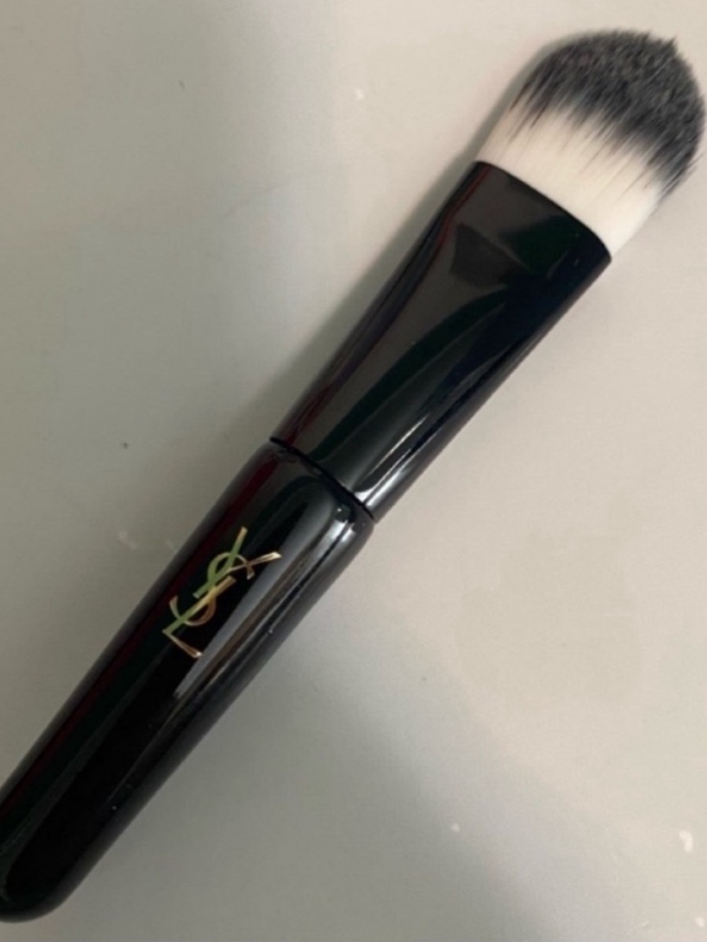 Yves Saint Laurent Beauté mini Brush - Picture 4 of 7